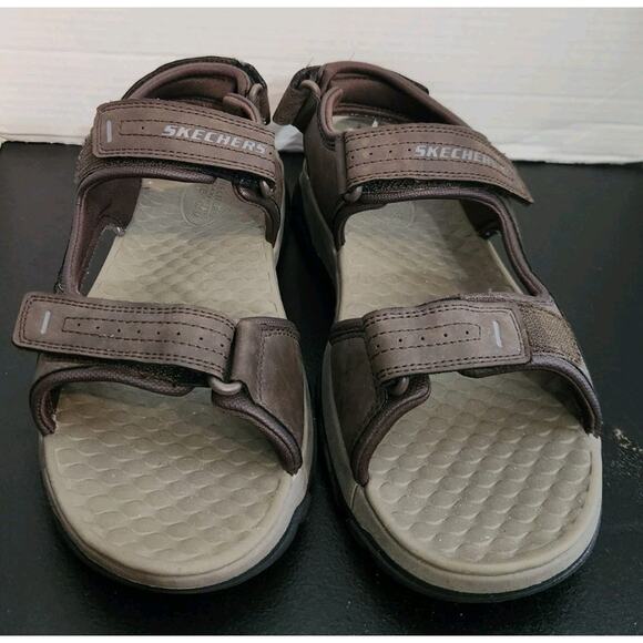 Skechers Sandals Tresman Garo Relaxed Fit Luxe Foam Comfort Mens Sz 10 Choc Mens - Picture 1 of 9